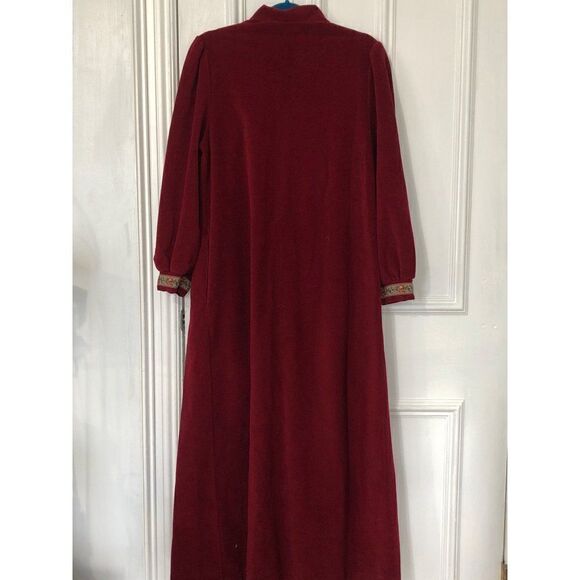 Vintage Vanity Fair Robe Tam M Burgundy Soft Zip Collar Homemade Upholstery Deta - Picture 4 of 5